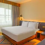 Hampton By Hilton 3* סקרייה