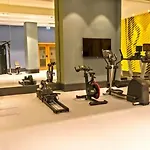 Hampton By Hilton מלון