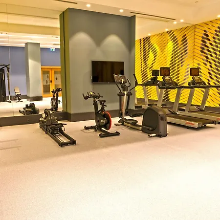 Hotel Hampton By Hilton 3*