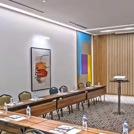 Hotel Hampton By Hilton