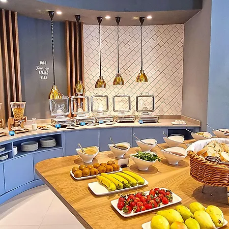 Hotel Hampton By Hilton