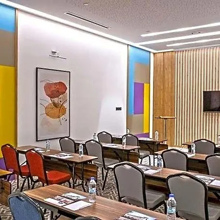 Hampton By Hilton 호텔