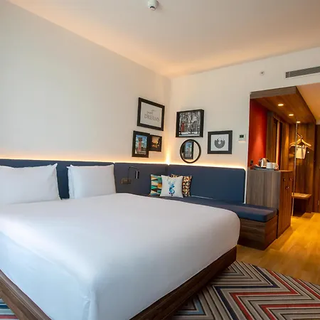 Szálloda Hampton By Hilton 3*